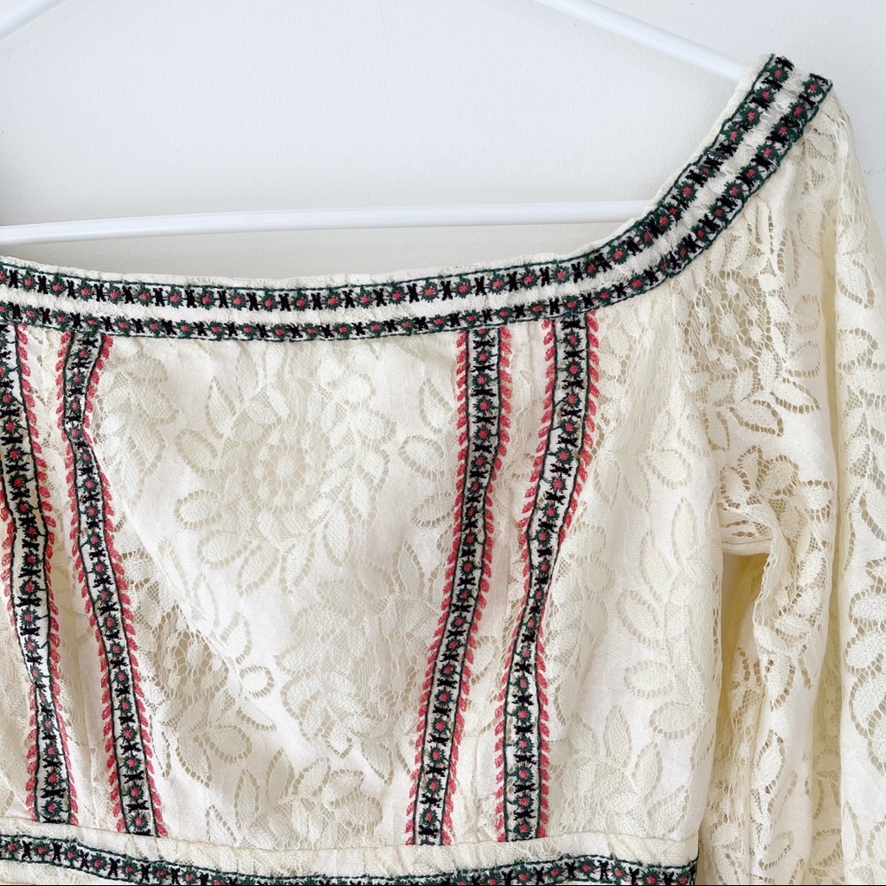 Champagne & Strawberry vintage ivory lace boho dress - Picture 2 of 8
